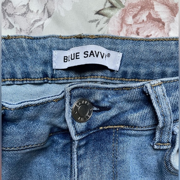 Light washed jeans blue savy size 7 Ripped skinny jeans - Picture 3 of 12